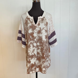 Rust Tie-Dye Top with Stars