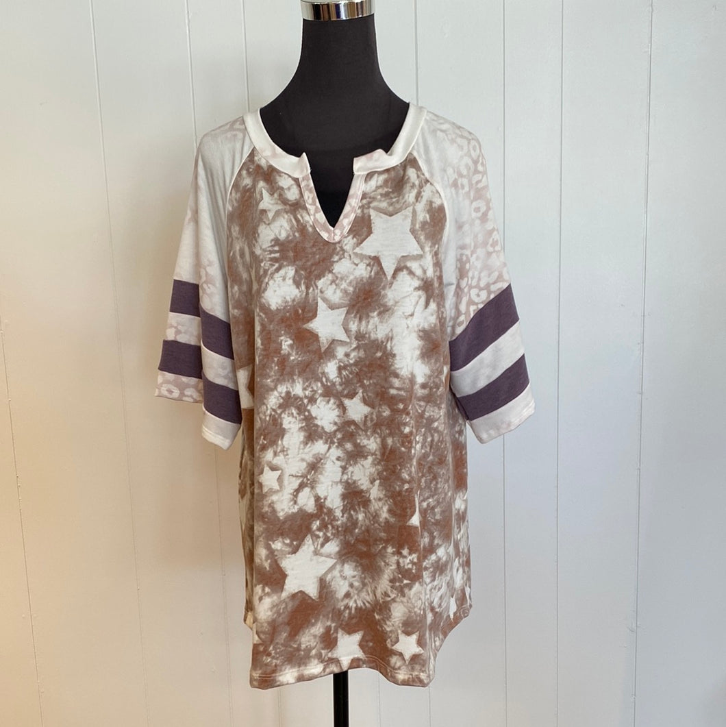 Rust Tie-Dye Top with Stars