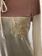Two Tone Lace Pocket
