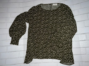 Curvaceous Olive Top