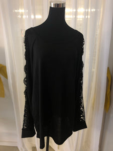 Curvaceous Lace Sleeve Top