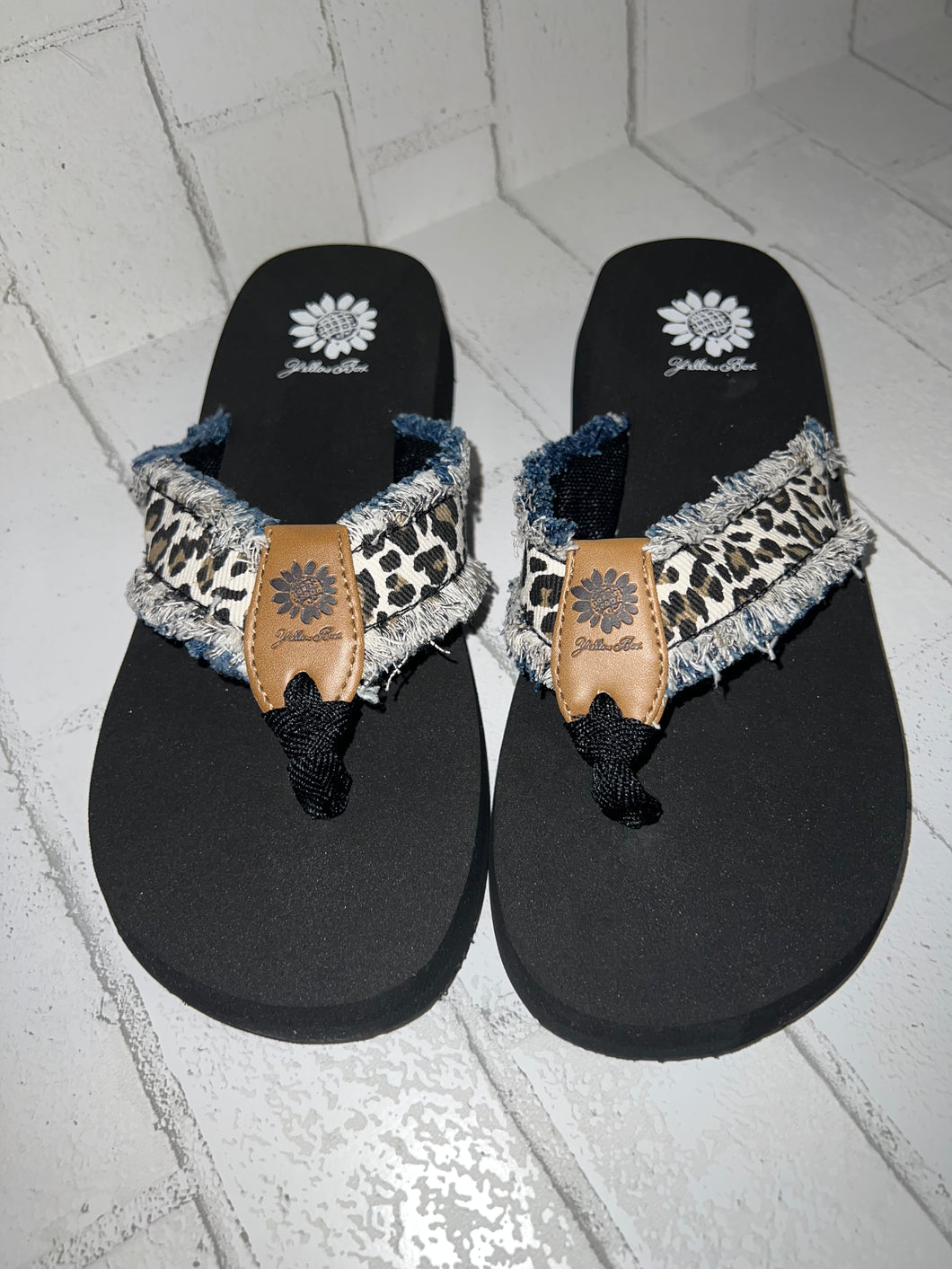 Yellow box deals leopard flip flops